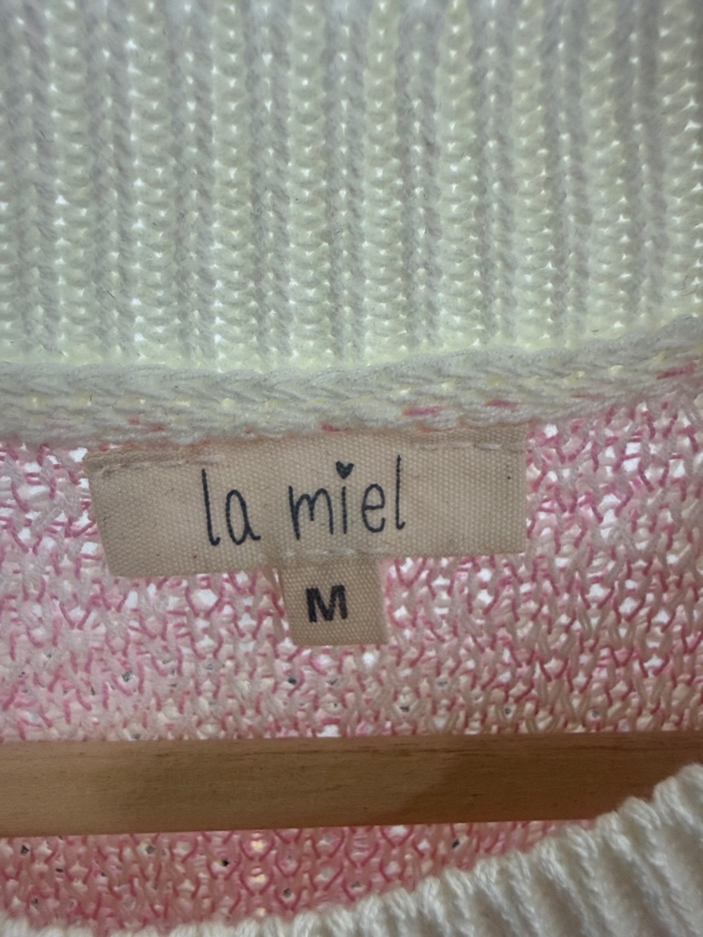 LA MIEL Cream and Pink Floral Knit Sleeveless Sweater Vest - Picture 2 of 6